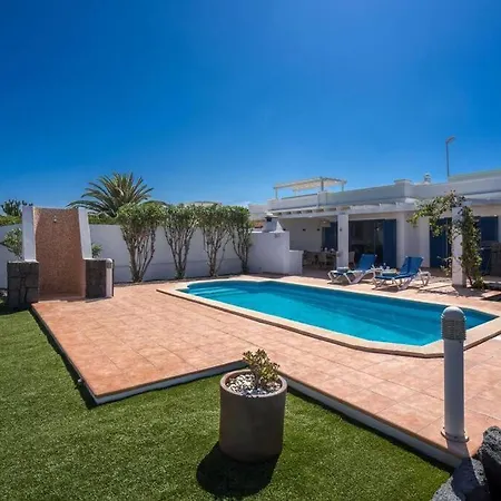 Keira * بلايا بلانكا