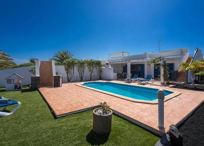 Keira * بلايا بلانكا