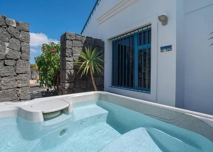 Keira * Πλάγια Μπλάνκα